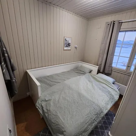 Holiday home Idyllic Snekkerstuvarpet With Its Own Pier Lillehammer
