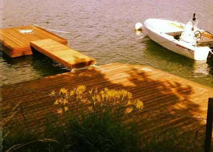 Ferienhaus Idyllic Snekkerstuvarpet With Its Own Pier