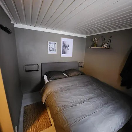 Idyllic Snekkerstuvarpet With Its Own Pier *